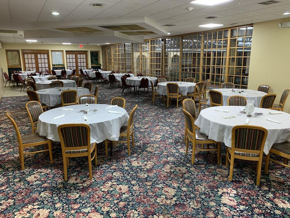 Quality Inn Newport Exterior foto